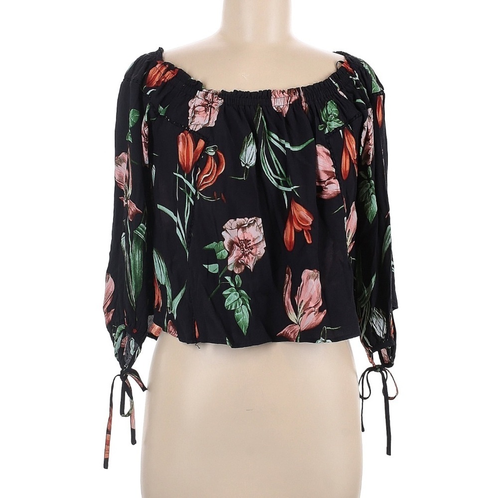 ASTR The Label Floral Black Blouse Size Medium